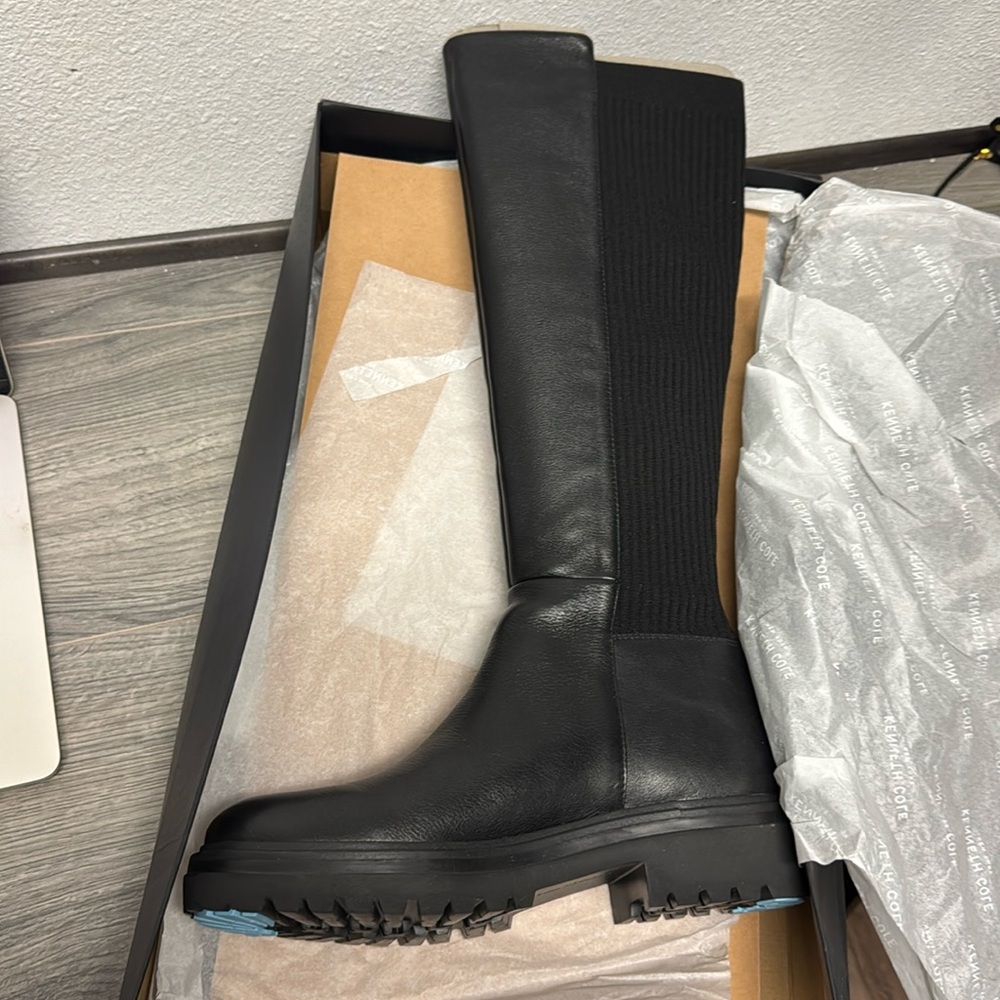 Kenneth Cole Rhode Light Stretch Boot Black - Picture 2 of 4